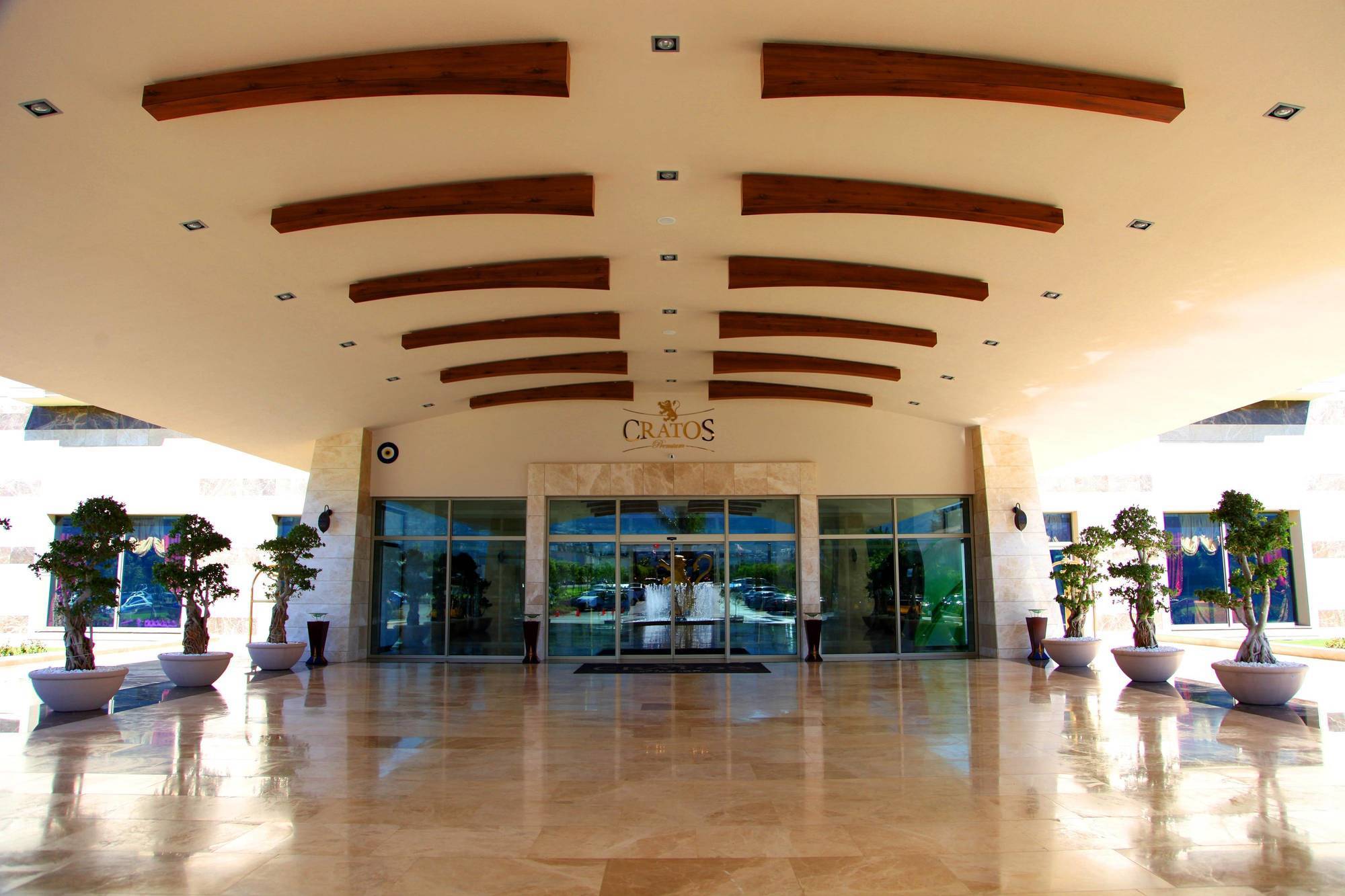 Kazaphani Cratos Premium Hotel, Casino, Port & Spa מראה חיצוני תמונה